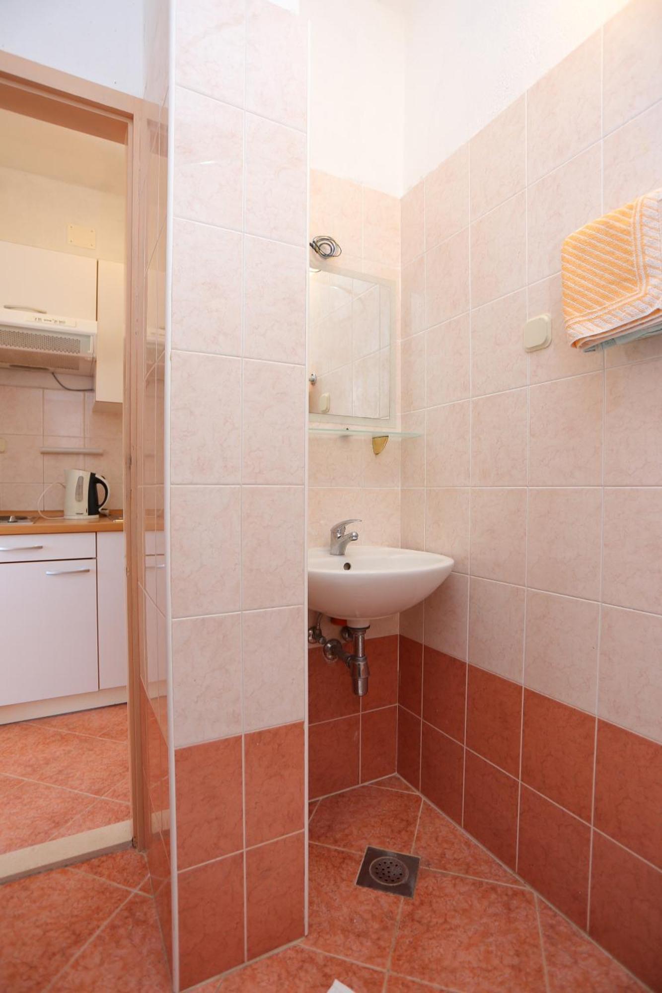 Apartments By The Sea Igrane, Makarska - 311 Kamer foto
